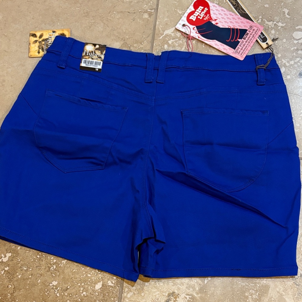 Hybrid & Company Vibrant Blue Shorts - Picture 2 of 3